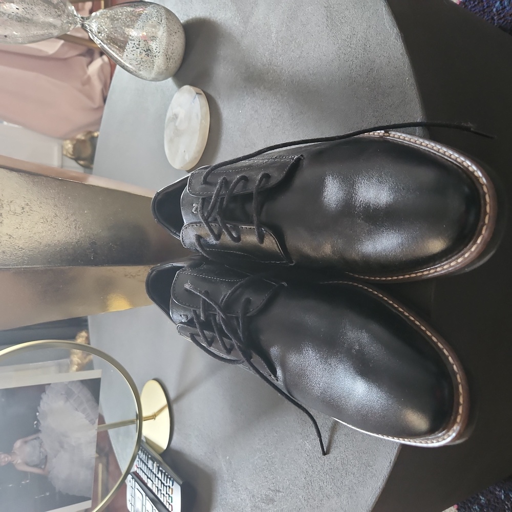 Men's shoes